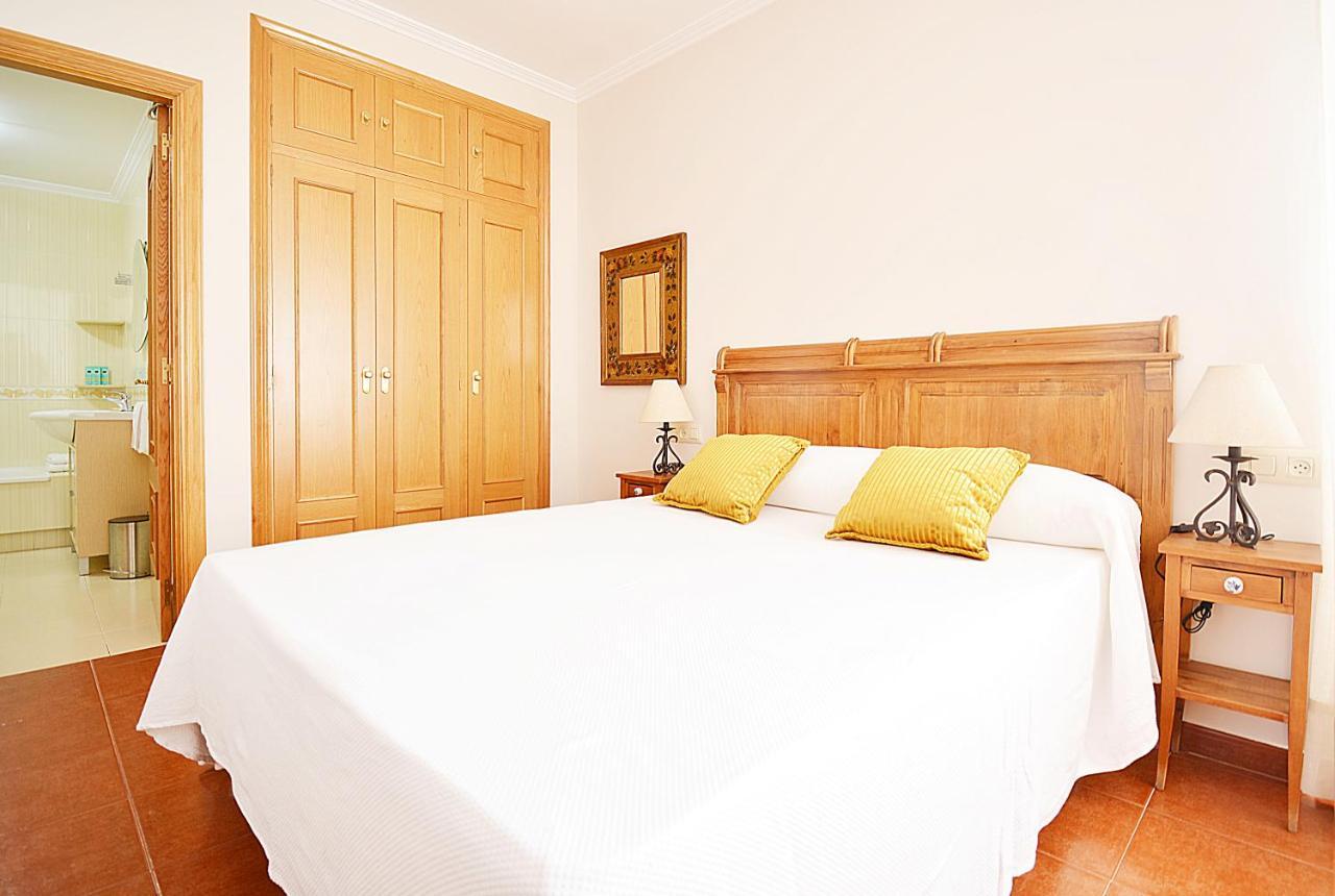 Galihost - Apartamento Con Piscina En El Centro De Sanxenxo Ngoại thất bức ảnh