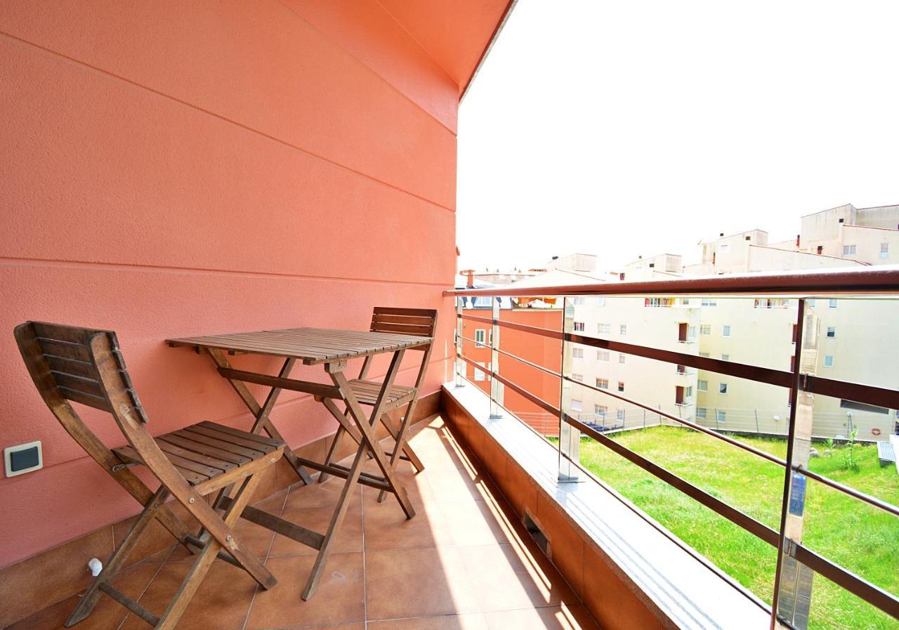 Galihost - Apartamento Con Piscina En El Centro De Sanxenxo Ngoại thất bức ảnh